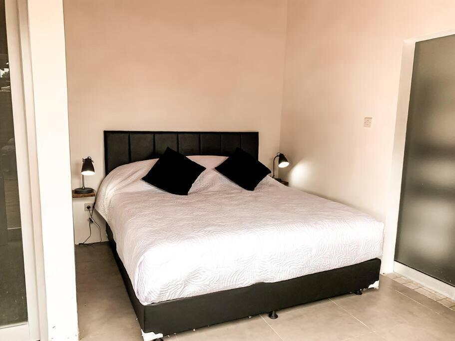 Elegant 5 Bdr In The Heart Of Seminyak (Bali)